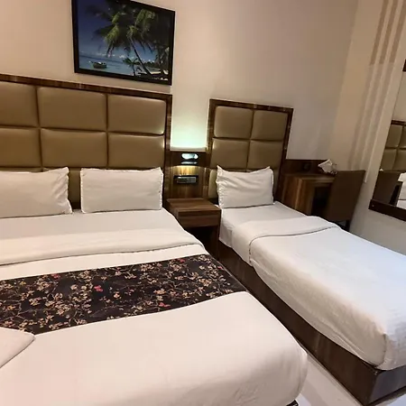 Hotel M E R I T O N T-2