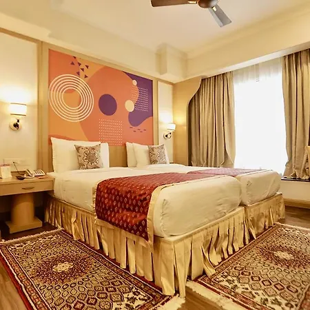 Hotel Ira By Orchid T-2 International Airport