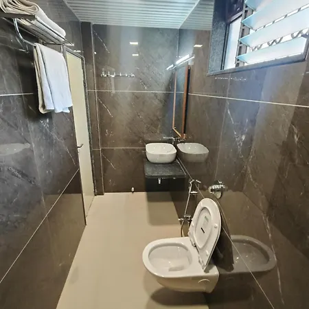 Triton Sion - Near Us Embassy - Near Bkc Mumbai