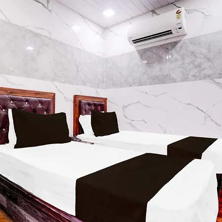 O Sunset Avenue Hotel *