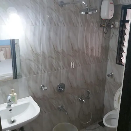 Apartment Luxury In Bandra Mumbai