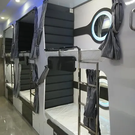 Capsule hotel O C E A N T-2