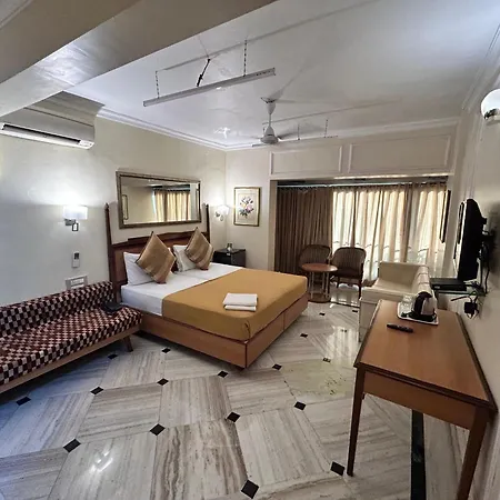 Royal Park Hotel