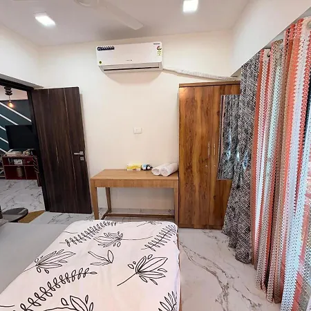 Stunning 1bhk With View View, Bandra West 601 Apartment *