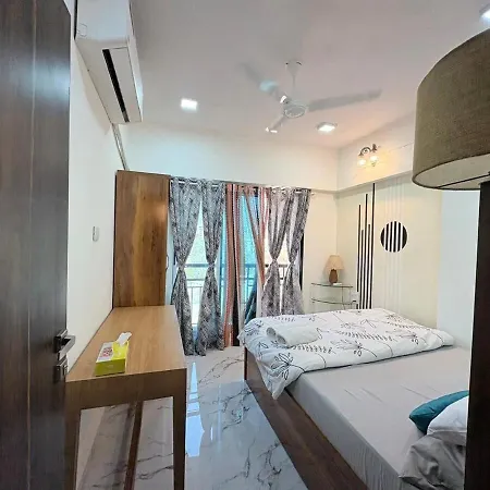 Stunning 1bhk With View View, Bandra West 601 Mumbai