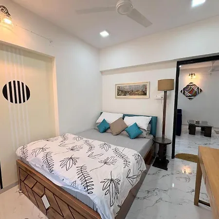 Stunning 1bhk With View View, Bandra West 601 Apartment *