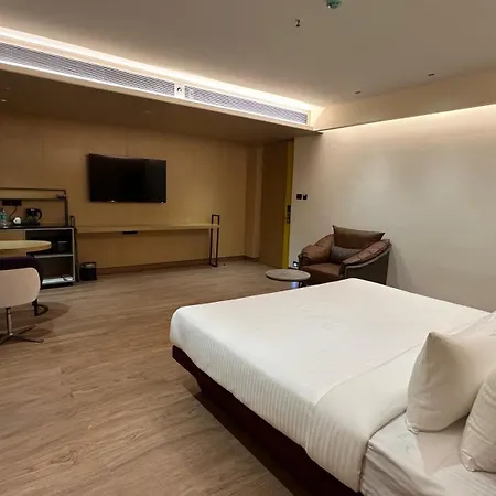 37th Crescent Navi 4* Mumbai