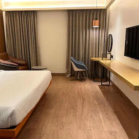 37th Crescent Navi Hotel