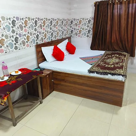 O Sai Palace Hotel 4*