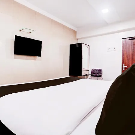 Hotel O Sunrise Executive