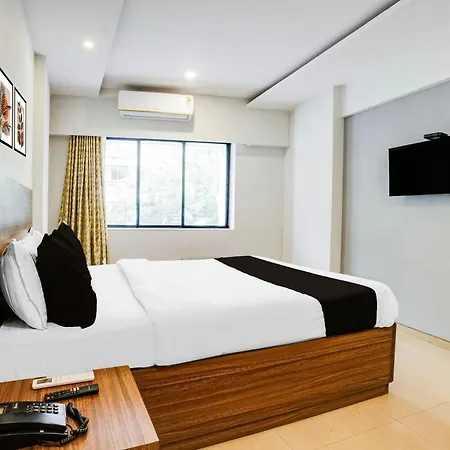Townhouse Marol Near Airport 4*