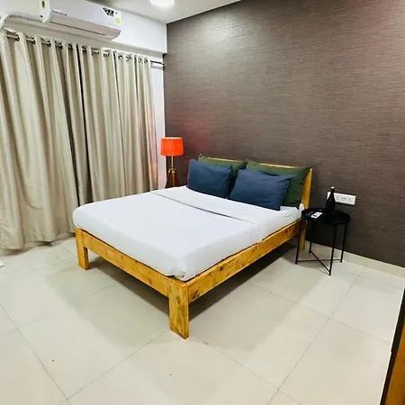 Luxe-bnb Near Airport Homestay Mumbai