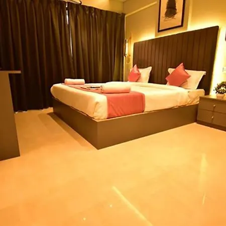 Hotel Fabhotel Kova 3*