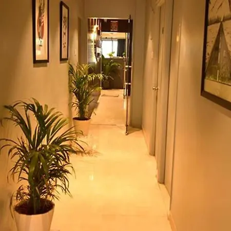 Fabhotel Kova