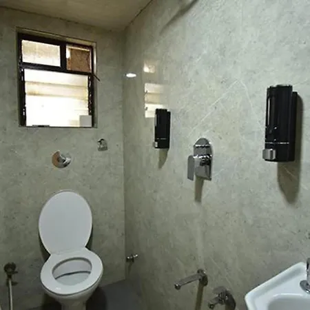 Hotel Fabhotel Kova Mumbai
