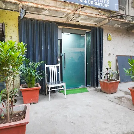 Hostel Zest 1054-andheri West *