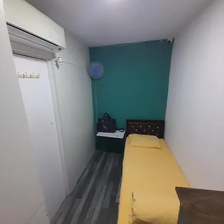 Hostel Sinhassan Juhu