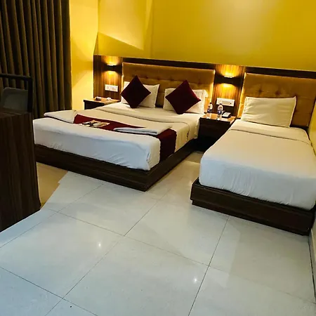 Emerald 3* Mumbai