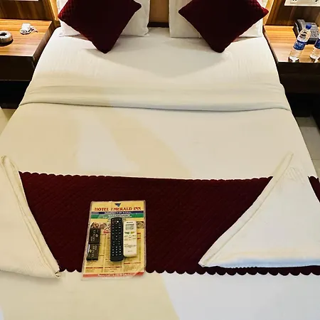 Hotel Emerald