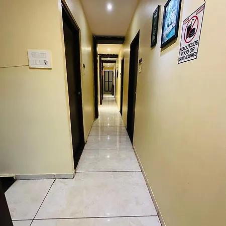 Emerald 3* Mumbai