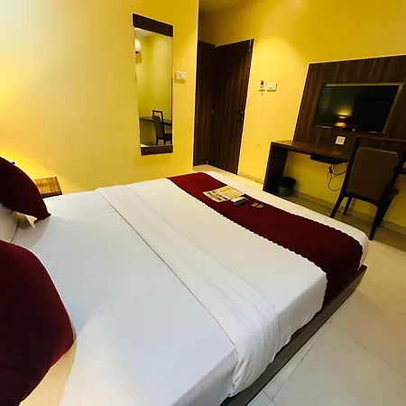 Hotel Emerald