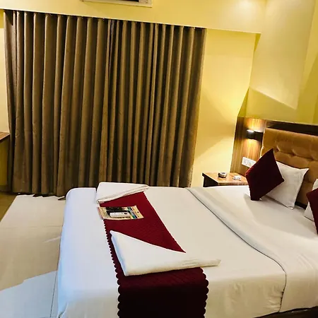 Hotel Emerald