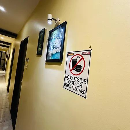 Hotel Emerald 3*
