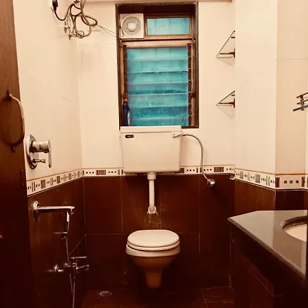 Tamarind House 2bhk Off Carter Rd Bandra West *