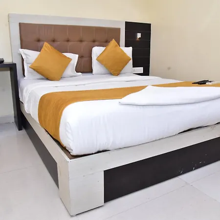 Hotel Embassy 3*