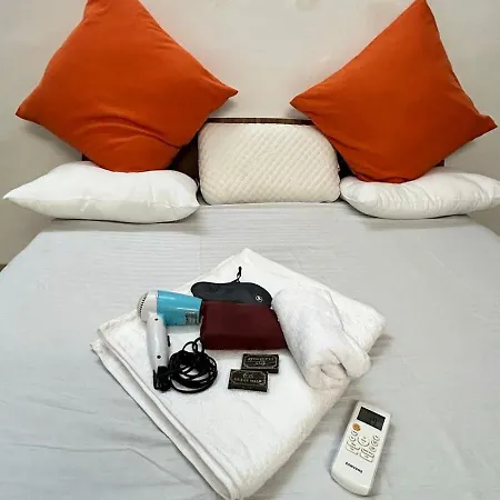 Happy House- Andheri West Rto Kokilaben Hospital Apartment *