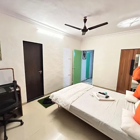 Happy House- Andheri West Rto Kokilaben Hospital Apartment Mumbai