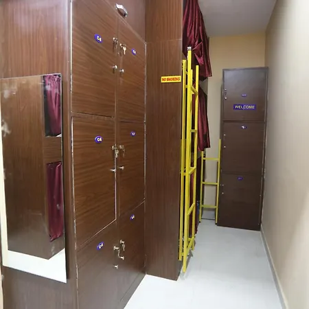 Mango Goregaon & Pg Hostel Mumbai