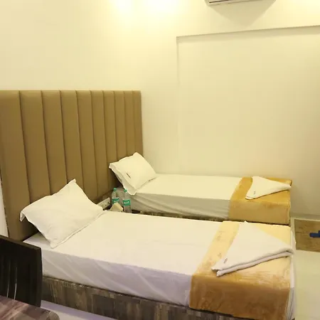 Magnum Airport T-2 Hotel
