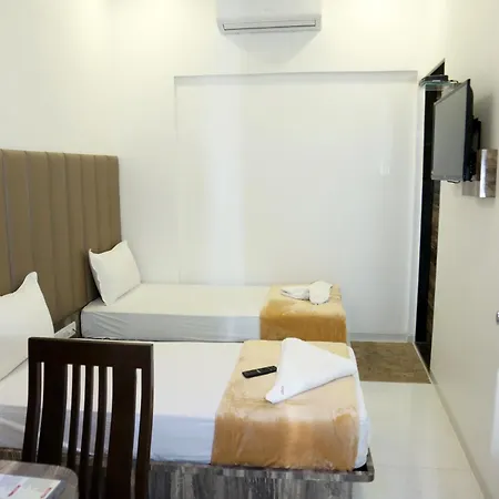 Magnum Airport T-2 Hotel 3*