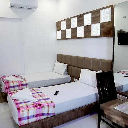 Hotel Magnum Airport T-2
