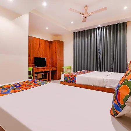 Hotel Fabhotel Utsav Residency 3*