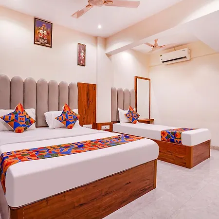 Fabhotel Utsav Residency 3*