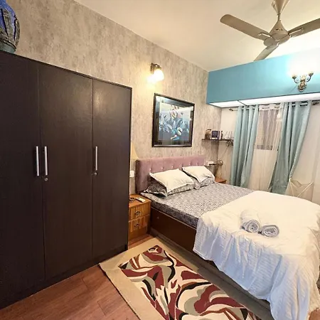 Independent Garden Cottage-bandra-carter Road Apartment Mumbai