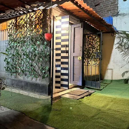 Independent Garden Cottage-bandra-carter Road Mumbai