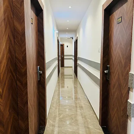 Grand Executive Hotel