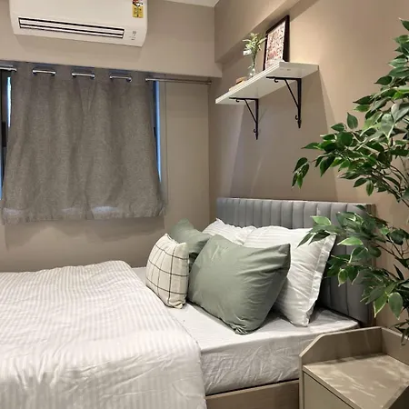 Downtown 3 Bhk Appt, Mahalaxmi, 1402 Apartment *