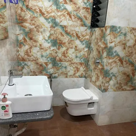 Luxurious 4bhk In Kandivli Spacious Scenic And Family Friendly Apartment
