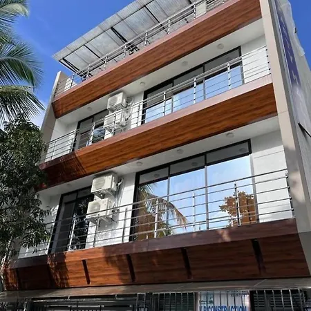 Luxurious 4bhk In Kandivli Spacious Scenic And Family Friendly * Mumbai