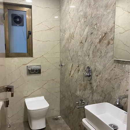Apartment Downtown 1bhk Luxury In Mahalaxmi 602 Mumbai