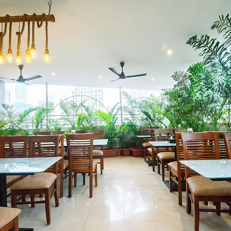 Skylink Hospitality Next To Amber Imperial Hotel
