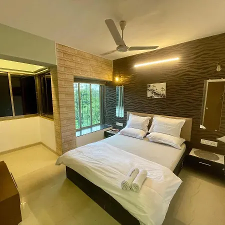 Bandra View 2bhk At Hill Road * Mumbai