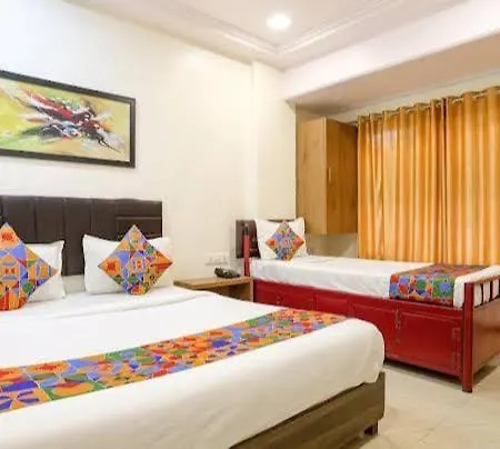 Aksa Near Juhu 3*