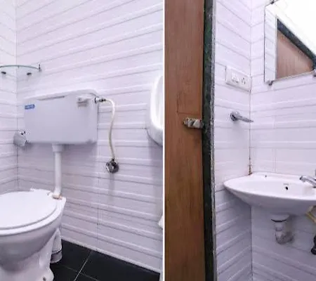 Aksa Near Juhu Hotel 3*