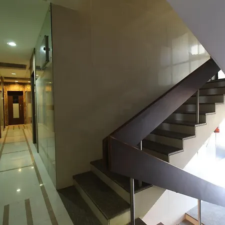 Hotel Samrat
