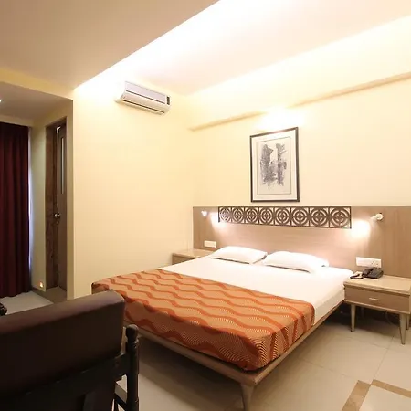 Samrat Hotel